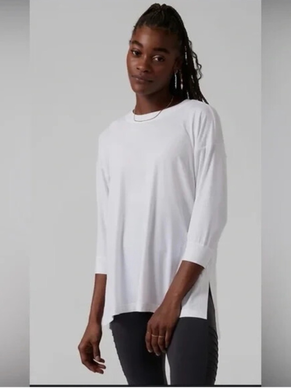 EUC Athleta Tranquility Top Women’s White Split Side Soft 3/4 Sleeve